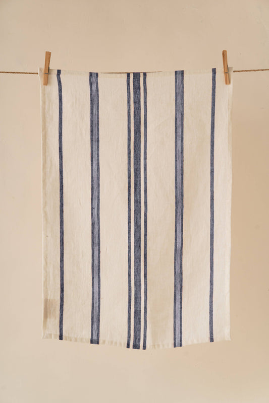 Linen Denise Blue Kitchen Towel / 17.75" x 25.5"