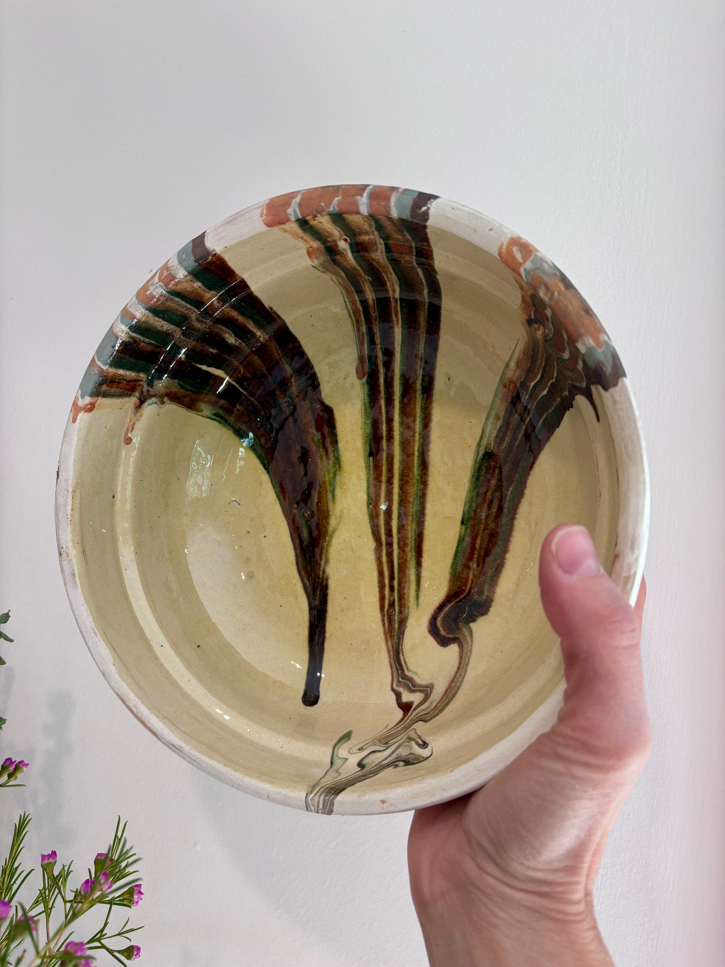 Hungarian Ceramic Bowl Marbleized Cream (Medium)