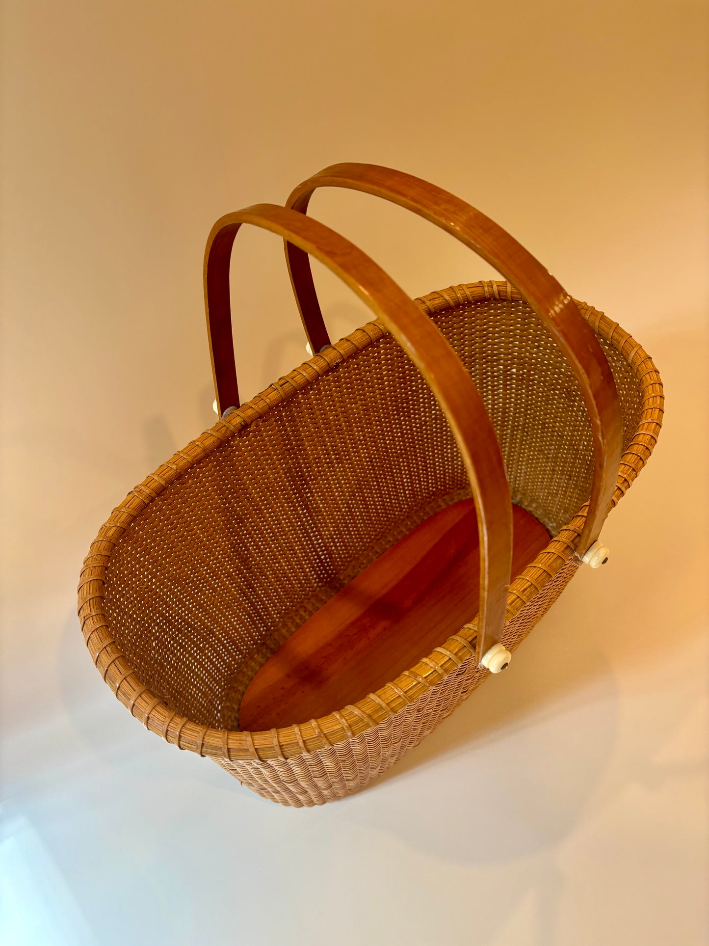 Vintage Nantucket Style Basket Bag